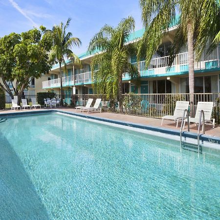 Days Inn By Wyndham Fort Pierce Midtown Екстер'єр фото