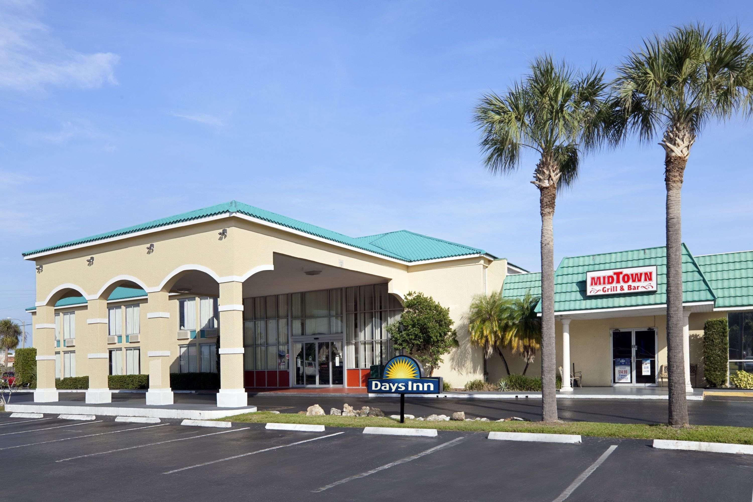 Days Inn By Wyndham Fort Pierce Midtown Екстер'єр фото