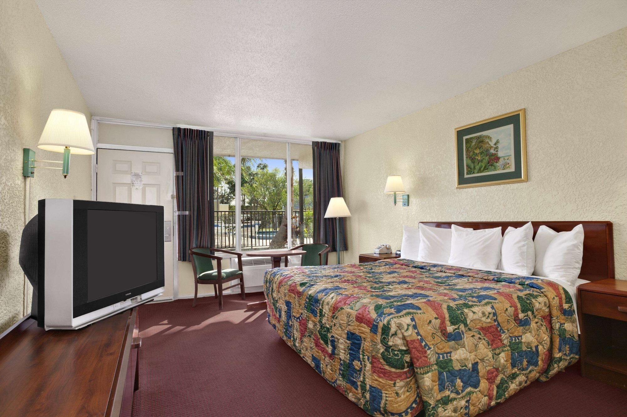 Days Inn By Wyndham Fort Pierce Midtown Екстер'єр фото