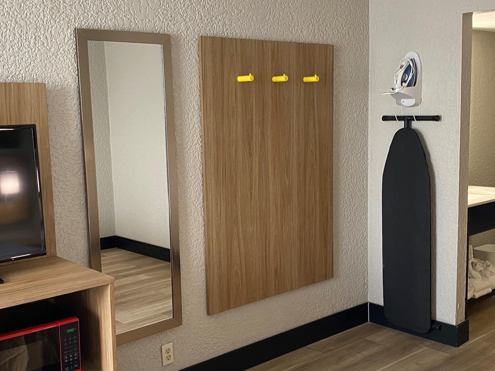 Days Inn By Wyndham Fort Pierce Midtown Екстер'єр фото