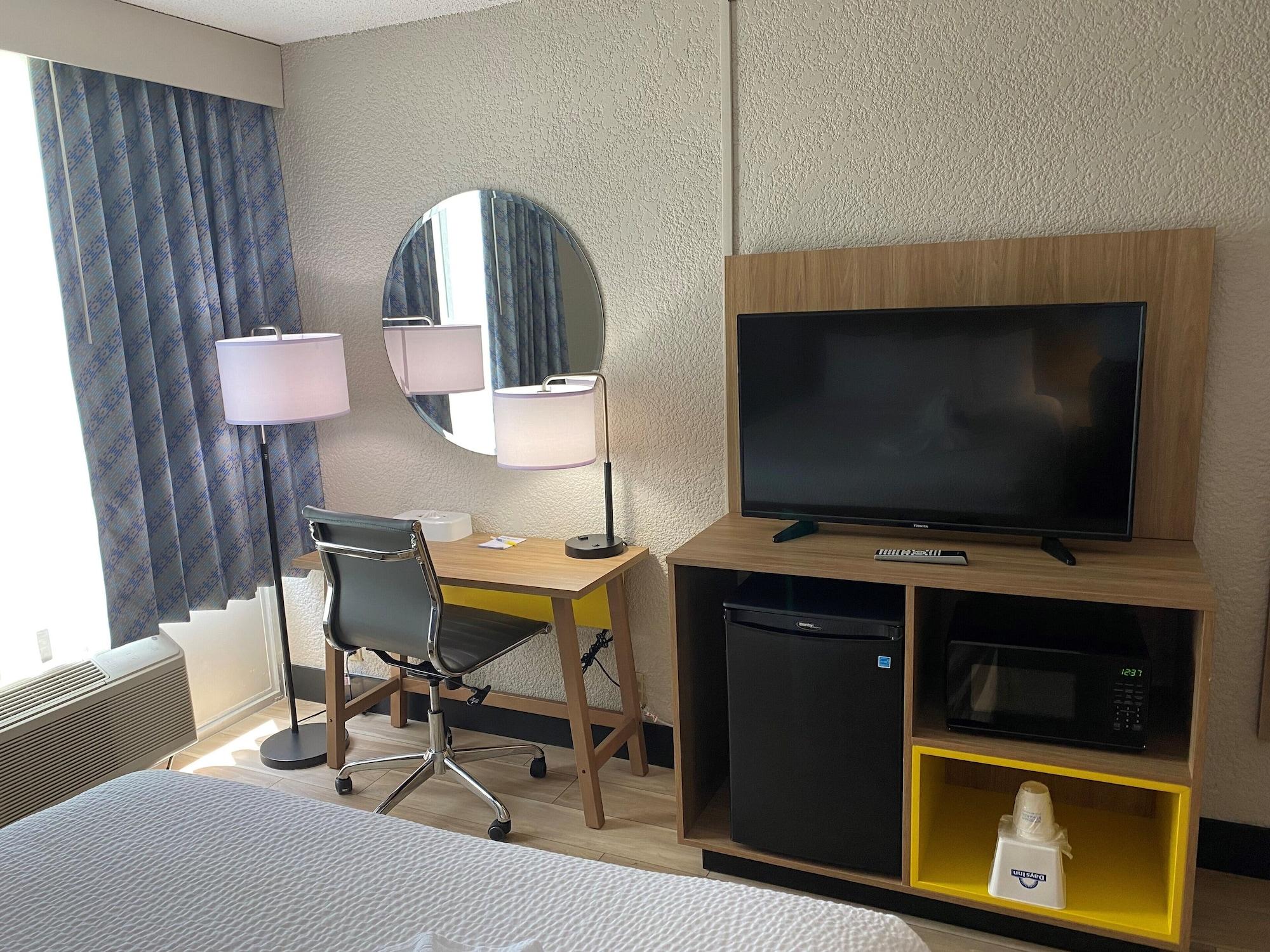 Days Inn By Wyndham Fort Pierce Midtown Екстер'єр фото